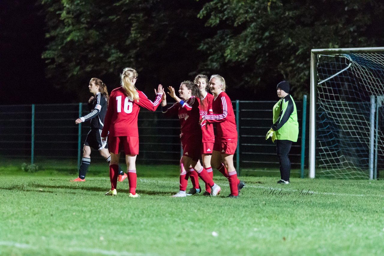 Bild 261 - Frauen SG Krempe/ETSV F. Glueckstadt - TSV Heiligenstedten : Ergebnis: 8:0